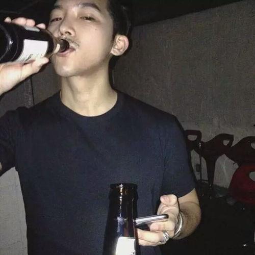 娱乐吃瓜网名男生霸气,揭秘网络围观文化中的娱乐现象与心理 第2张 娱乐吃瓜网名男生霸气,揭秘网络围观文化中的娱乐现象与心理 第2张