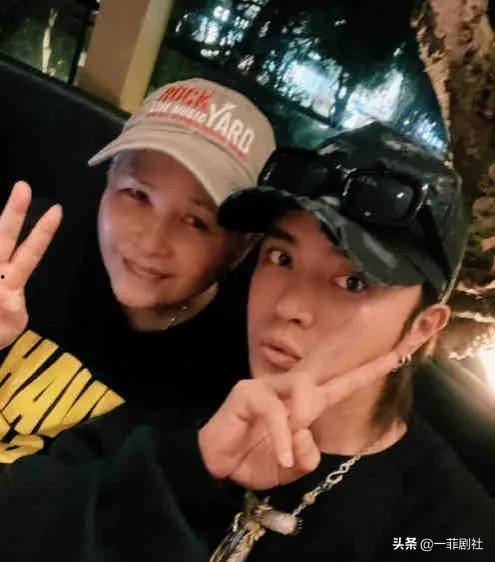 小c带你吃娱乐瓜,揭秘明星幕后故事 第2张 小c带你吃娱乐瓜,揭秘明星幕后故事 第2张
