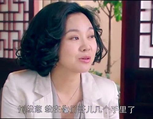 娱乐吃瓜酱小混混,小混混的江湖传奇