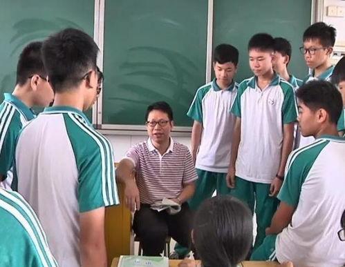 上课传纸条吃瓜娱乐,揭秘学生们的“吃瓜”娱乐时光 第2张 上课传纸条吃瓜娱乐,揭秘学生们的“吃瓜”娱乐时光 第2张