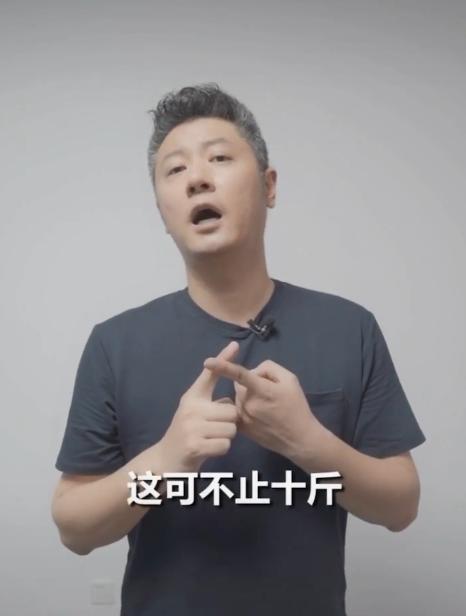 娱乐吃瓜找男艺人,揭秘那些被吃瓜群众热议的男艺人 第3张 娱乐吃瓜找男艺人,揭秘那些被吃瓜群众热议的男艺人 第3张