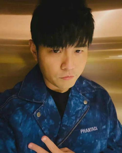 周杰伦吃瓜娱乐,娱乐界新风尚 第3张 周杰伦吃瓜娱乐,娱乐界新风尚 第3张