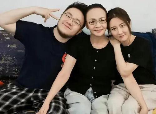 娱乐爆料直播间吃瓜,揭秘娱乐圈幕后故事  第2张