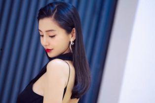 娱乐吃瓜猫戚薇,娱乐吃瓜猫的时尚生活与演艺事业  第3张