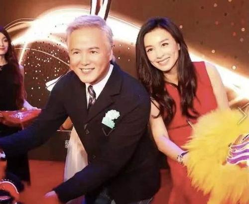 娱乐圈吃瓜夫妇,揭秘吃瓜夫妇的甜蜜日常  第2张