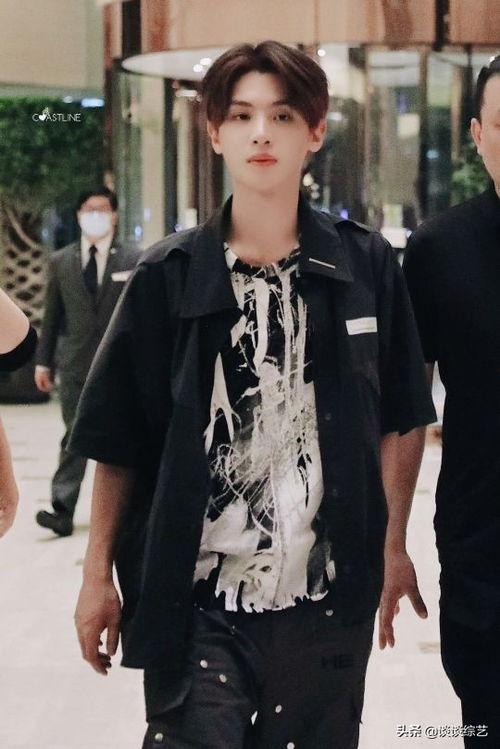 王源舒淇吃瓜娱乐,吃瓜娱乐引发网友热议 第2张 王源舒淇吃瓜娱乐,吃瓜娱乐引发网友热议 第2张