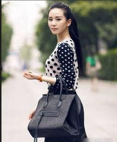 娱乐吃瓜酱服装,揭秘明星时尚穿搭背后的秘密  第1张