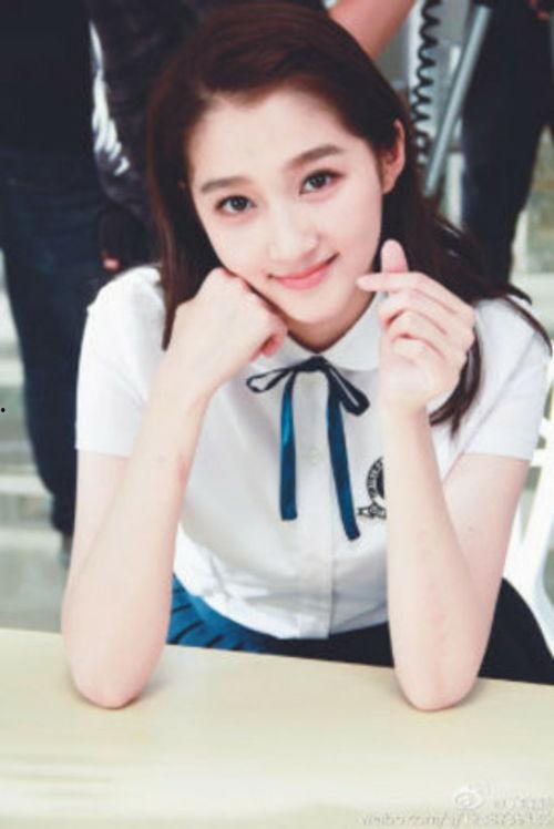 娱乐吃瓜酱高考700,娱乐吃瓜酱的逆袭之路 第2张 娱乐吃瓜酱高考700,娱乐吃瓜酱的逆袭之路 第2张