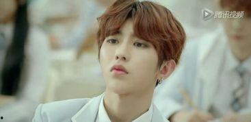 娱乐吃瓜蔡徐坤,从娱乐吃瓜到现象级偶像的蜕变之路 第3张 娱乐吃瓜蔡徐坤,从娱乐吃瓜到现象级偶像的蜕变之路 第3张