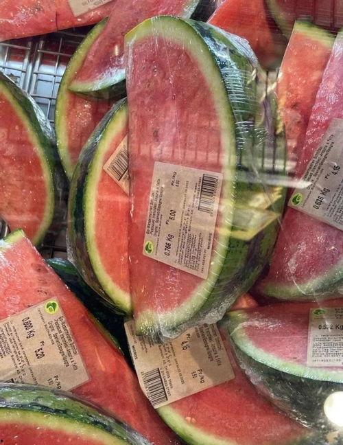 娱乐吃瓜酱外国纸钱,揭秘外国纸钱的神秘面纱 第2张 娱乐吃瓜酱外国纸钱,揭秘外国纸钱的神秘面纱 第2张