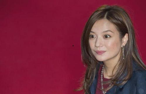 娱乐吃瓜的女艺人,揭秘女艺人幕后故事  第2张