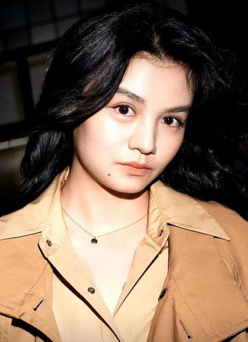 娱乐吃瓜的女演员,揭秘女演员的幕后故事 第3张 娱乐吃瓜的女演员,揭秘女演员的幕后故事 第3张