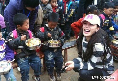 娱乐明星吃瓜解说文案,明星吃瓜大作战，幕后故事一网打尽！  第3张