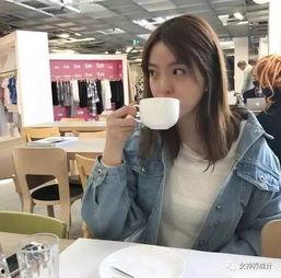 娱乐吃瓜酱19岁,揭秘娱乐圈背后的秘密与趣闻 第2张 娱乐吃瓜酱19岁,揭秘娱乐圈背后的秘密与趣闻 第2张