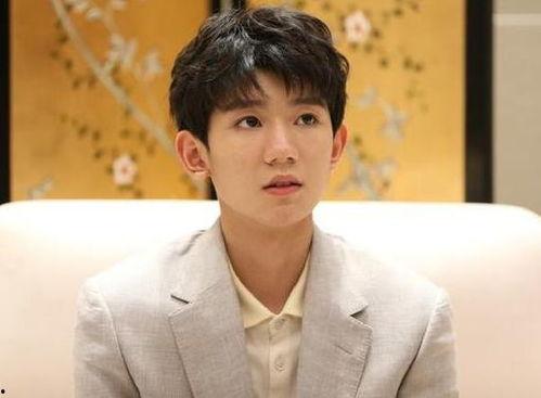 王源吃瓜娱乐视频,揭秘明星幕后趣事  第2张