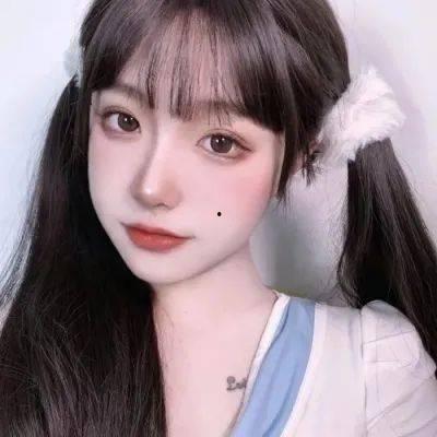 娱乐吃瓜的头像女生真人,网络红人“吃瓜女神”的真实生活 第3张 娱乐吃瓜的头像女生真人,网络红人“吃瓜女神”的真实生活 第3张