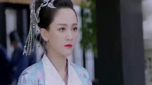 娱乐吃瓜酱男皇后,一场宫廷与娱乐圈的跨界盛宴  第3张