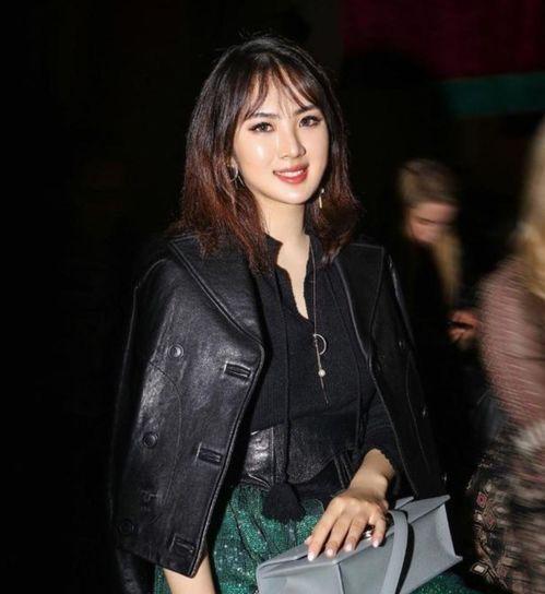 娱乐吃瓜姚安娜屏保,娱乐吃瓜界的时尚新宠  第2张