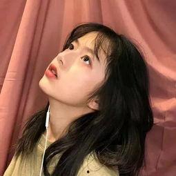 娱乐吃瓜酱女生抽烟,揭秘娱乐圈“吃瓜酱女生”的抽烟之谜  第2张